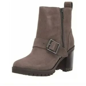 UGG Fern Waterproof Bootie Gray Taupe Nubuck Leather Size 10